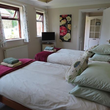 Thie-Ny-Soalt Hotel Colby Bagian luar foto